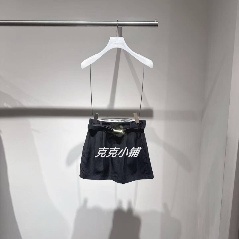 55% off Authentic Store Product Fall 2025 2J3Q104 Shorts 1799 55% off Authentic Store Product Fall 2025 2J3Q104 Shorts 1799
