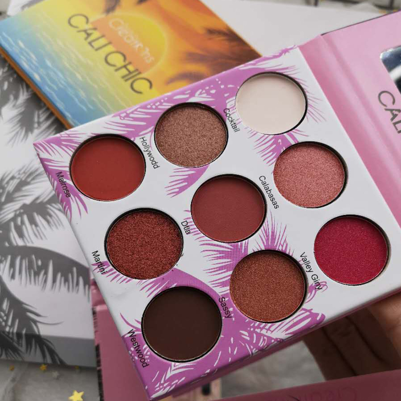 INS Super Fire Beauty Creations Set Cali Chic Glow 9 Color Shadow Shadow / High Disc phấn mắt đẹp