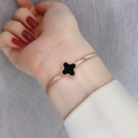 1021 Tipper Cao Snake Bone Bracelet