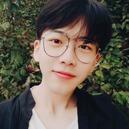 Большие антирадиационные очки, популярно в интернете, в корейском стиле