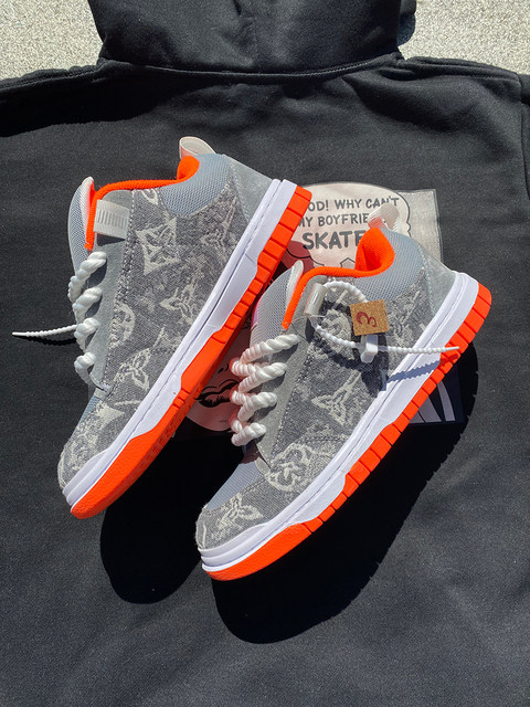 Popular autumn volcanic ash color matching thickened tongue bread shoes for men and women, versatile trendy canvas casual shoes