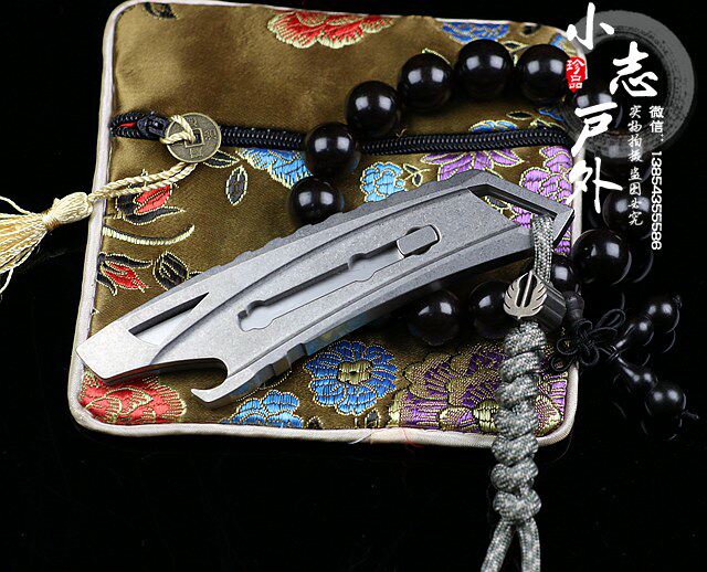 Titanium alloy fine knife Wallpaper knife hands stereo carving handle outdoor B spot