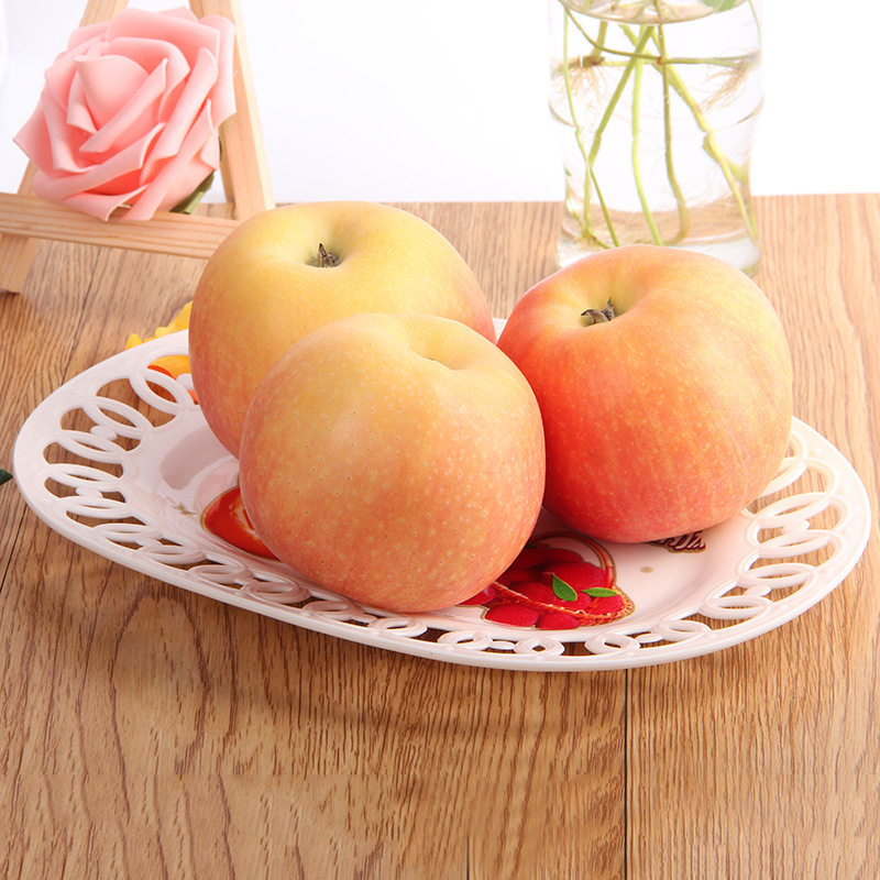 Белая фруктовая тарелка 5