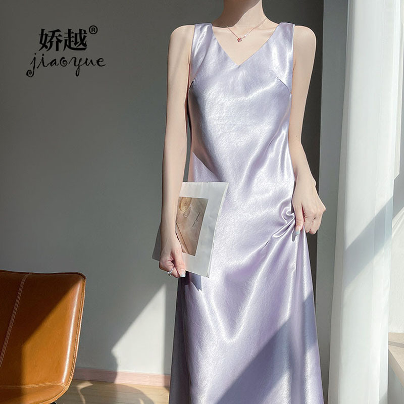 Acetate Satin Vest Dress with a Cinched Waist, Gold-Embellished Faux Silk French-Style Spaghetti Strap Dress, Solid Color V-Neck Wide-Strap Long Dress
