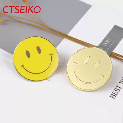 Smile face badge customized cute expression smile badge fashion fashion simple service star brooch Joker accessories