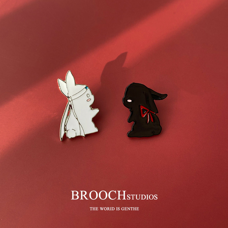 BROOCH 2020 new Chao Xiao Zhan the same black and white rabbit brooch alloy cute cartoon accessories pin