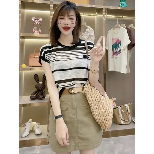 Трикотажный свитер, тонкая летняя футболка, в корейском стиле, короткий рукав, с рукавом