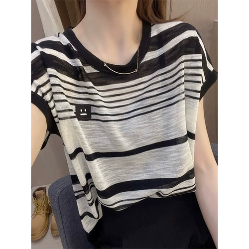 Трикотажный свитер, тонкая летняя футболка, в корейском стиле, короткий рукав, с рукавом