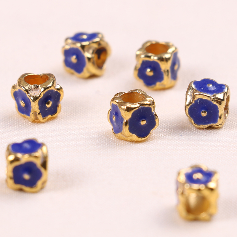 Four Sides Blue Floral Square Metal Sepal Beads Accessories Handwoven Hand-made Necklace Pendant Accessories Diy Material