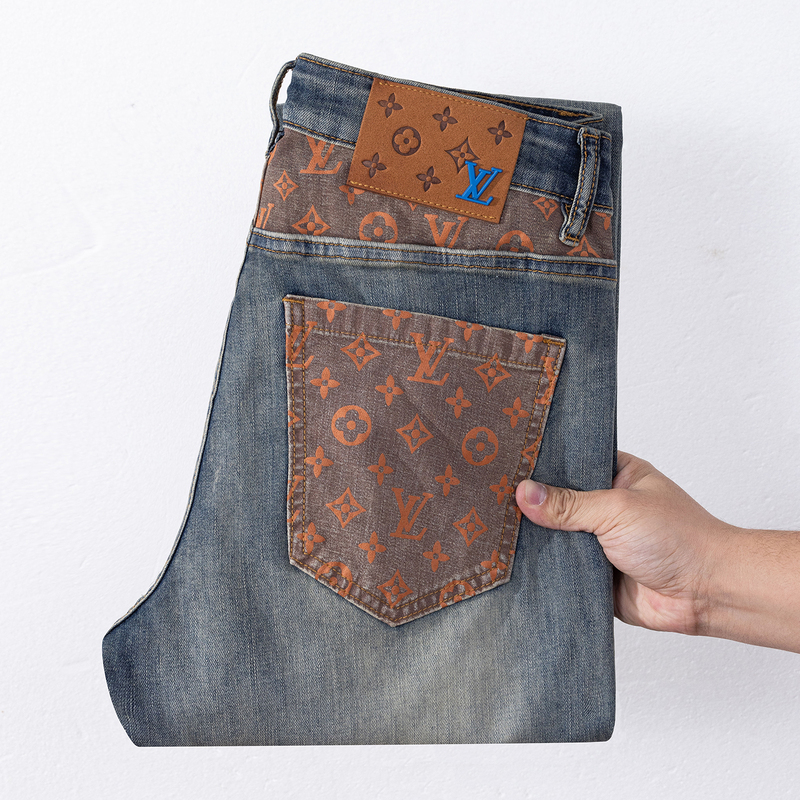 2026 Spring/Summer New Luxury Brand Retro Print Jeans for Men Slim Fit Straight Elastic Trendy Long Pants 2026 Spring/Summer New Luxury Brand Retro Print Jeans for Men Slim Fit Straight Elastic Trendy Long Pants