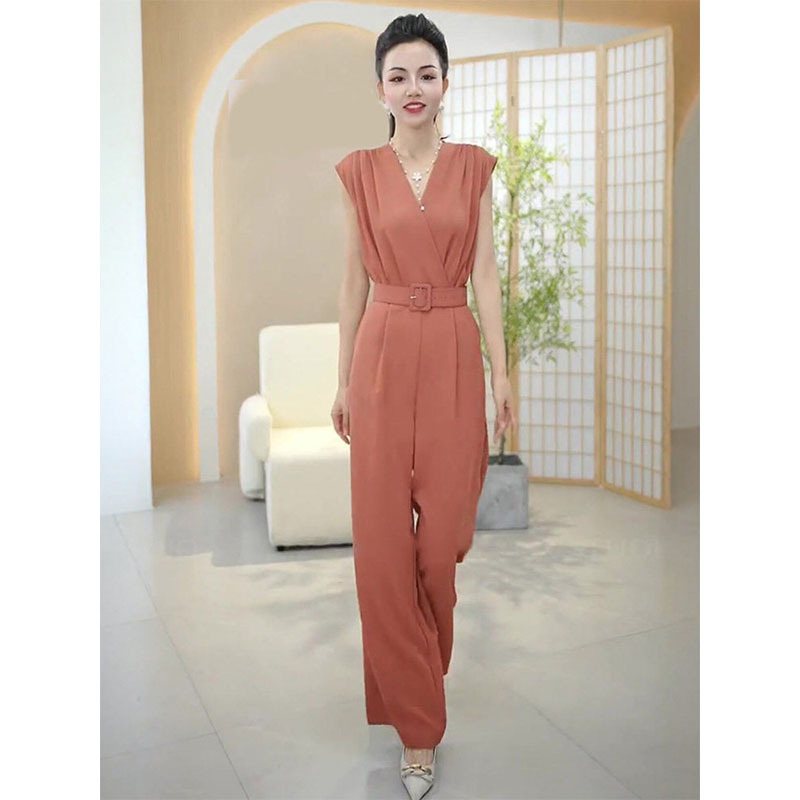 2026 Summer Outfit That Enhances Complexion and Height, Sleeveless Design, Elegant Commuting V-Neck Jumpsuit for Women