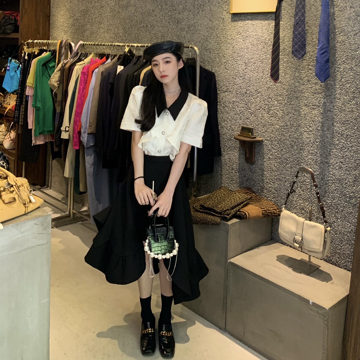 SIMONA22 summer new small magic female irregular solid cut splicing petal-shaped half body skirt open fork display slim