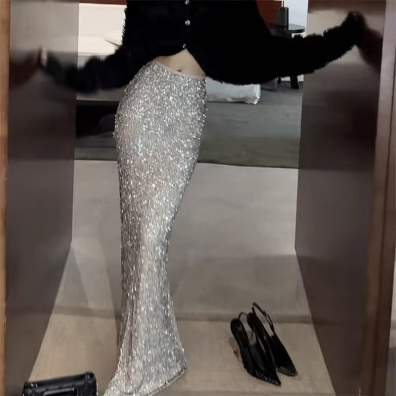 Plus-Size French-Style Light Luxury Fashion High-End Silver Sequin Midi Skirt, New Autumn and Winter Niche Elegant Long Skirt