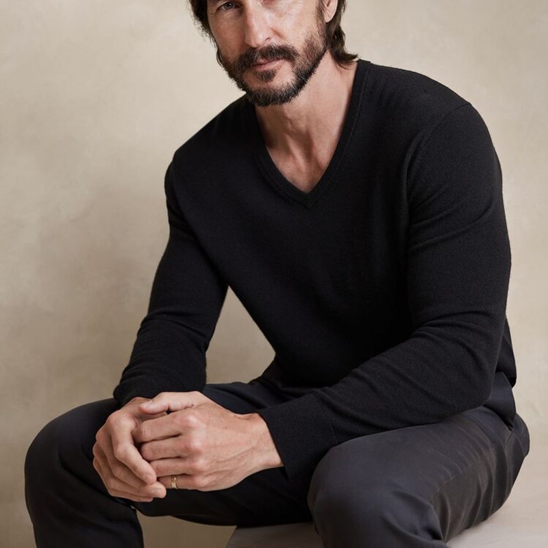 American Classic Casual Line 100% Merino Wool Men's V-Neck Wool Sweater 4387 American Classic Casual Line 100% Merino Wool Men's V-Neck Wool Sweater 4387