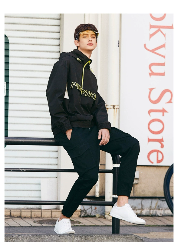 Mark Huafei áo khoác nam 2019 xuân mới màu tương phản nửa dây kéo chữ thêu top hoodie - Cực lớn