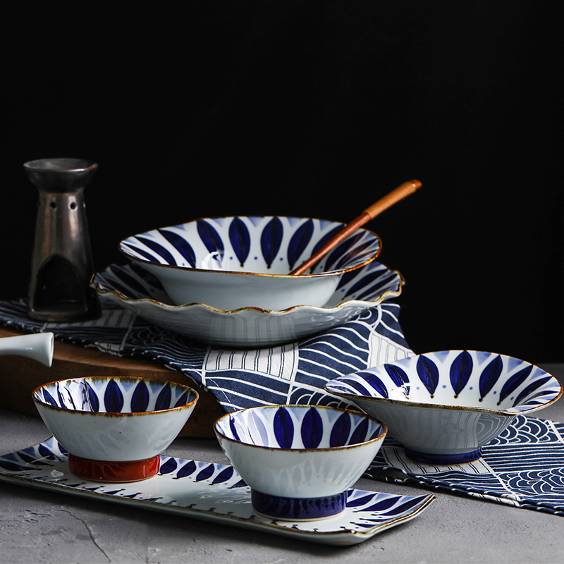 Love burn Japan imported pozzo's xiang fang make blue petals ceramic tableware Japanese saury deep dish plate and wind