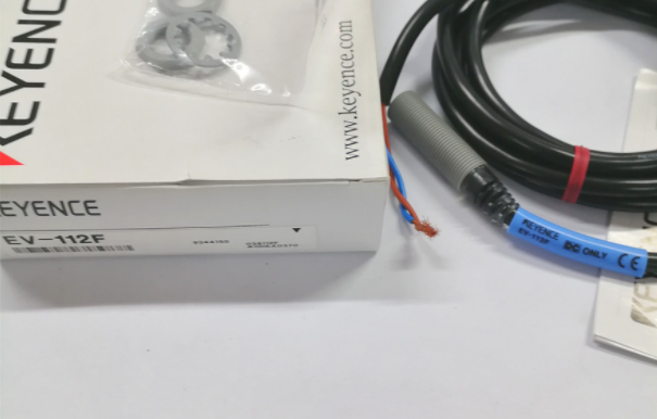 KEYENCE Keen EV-112F SPLASH TYPE CLOSE TO Sensors Snap front Request for Quotation New Original Loaded Spot