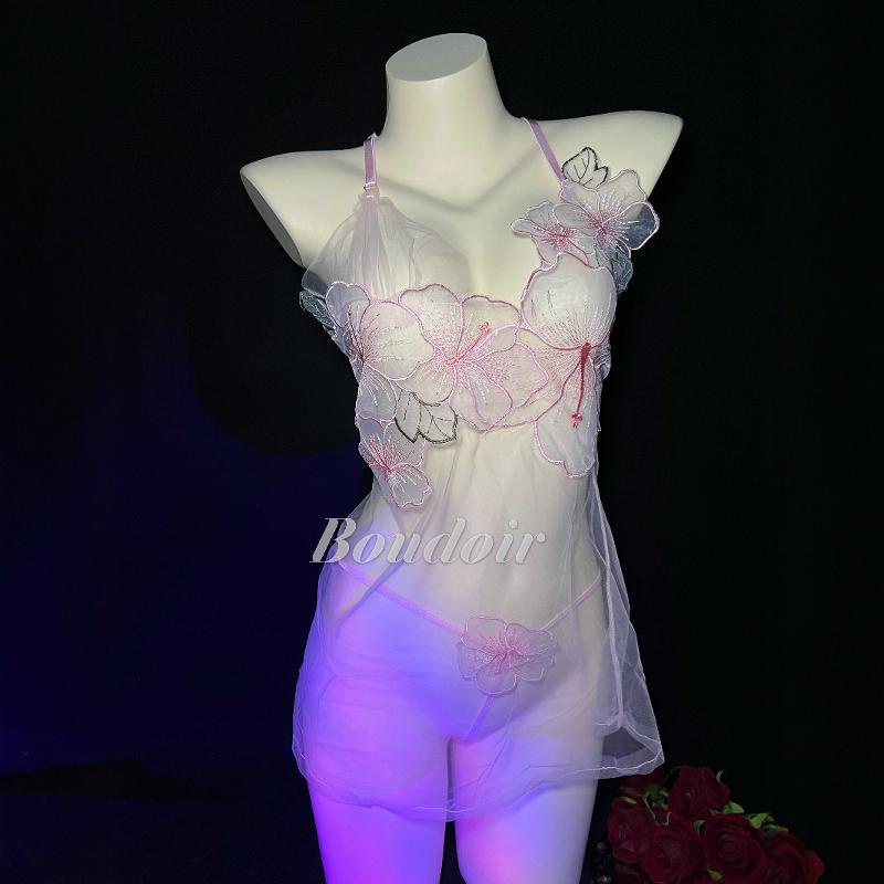 Peach Blossom Duoduo Embroidery Sexy Underwear Suspenders See-Through Cute Girls Pure Lust Nightgown Peach Blossom Duoduo Embroidery Sexy Underwear Suspenders See-Through Cute Girls Pure Lust Nightgown