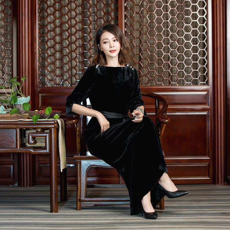 Chinese style improved silk velvet cheongsam long version of dress mulberry silk gown silk gown collar seven-point sleeve evening dress