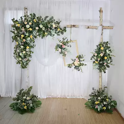 New wedding triangle flower row forest wooden arch Floral wedding window shopping mall Meichen bed and breakfast decoration