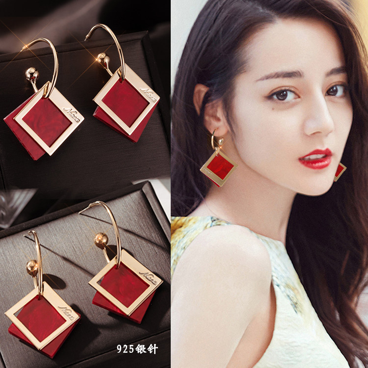 Korean tide high-grade earrings atmospheric versatile cold wind geometric diamond-shaped face thin earrings female temperament long version
