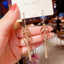 South Korea 2021 new earrings East Gate long tassel earrings temperament metal sense fashion ear hook women