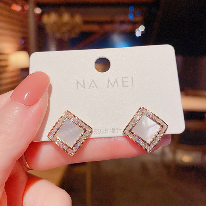 South Korea Fashion Temperament Superior Feel Earrings 2022 New Tide Square Stones Zircon Woman s925 Silver Needle Ear Accessories