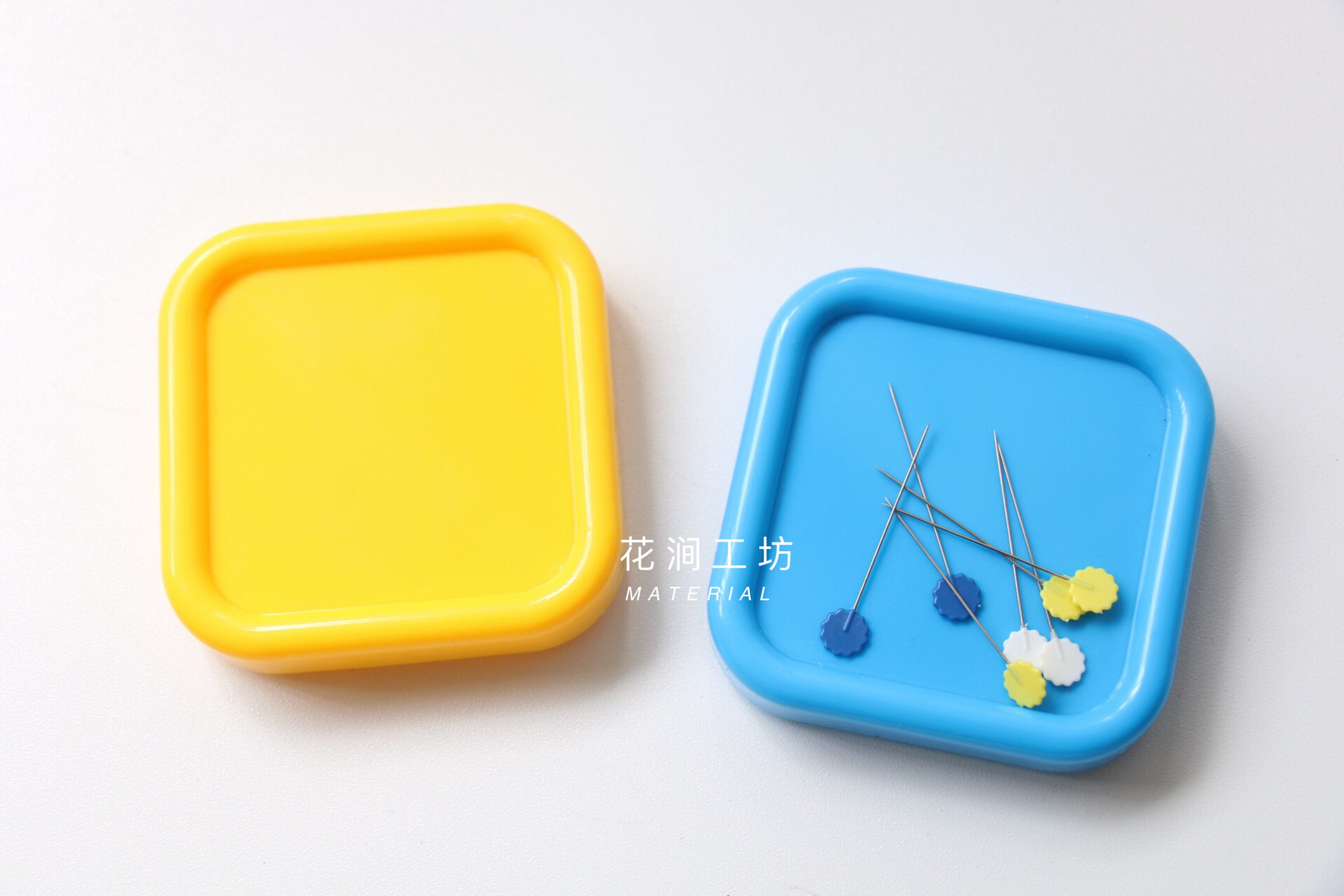 Huajian Workshop Korean storage white-collar MM magnet box Small appliance storage anti-loss (square magnet box)