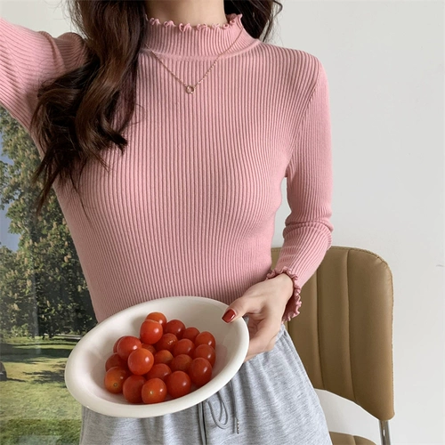 Трикотажный приятный телу осенний свитер, лонгслив, высокий воротник, облегающий крой