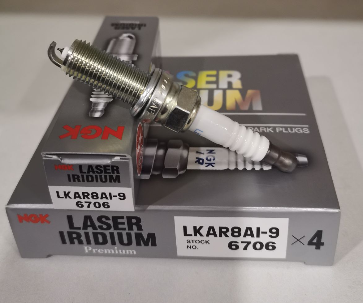 LKAR8AI-9 LKAR8AI-9 LKAR8A-9 NGK is suitable for models such as KTM990 950690390