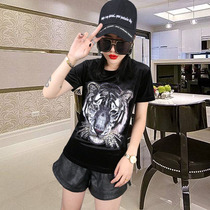European Standing Spirit temperament Slim Gold Velvet Tiger Head Bright Sheet Short Sleeve T-shirt Female Net Red the same as the undershirt