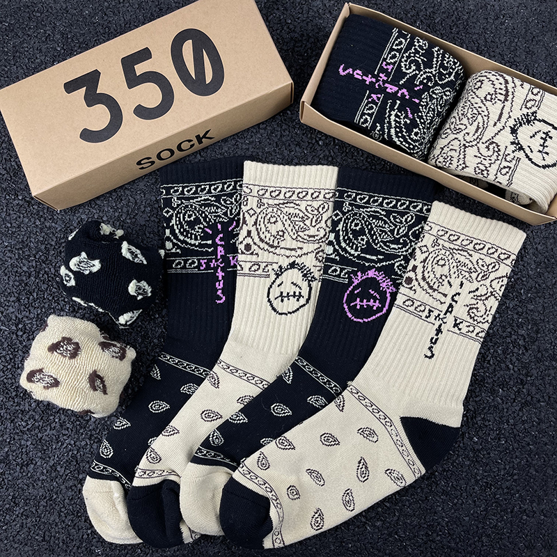 Autumn Winter Thickened Towel Bottom Ghost Face Factory Cards Cashew Socks High Cylinder Black Face Pattern Matching AF1AJ Men and women