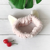 Розовый кот