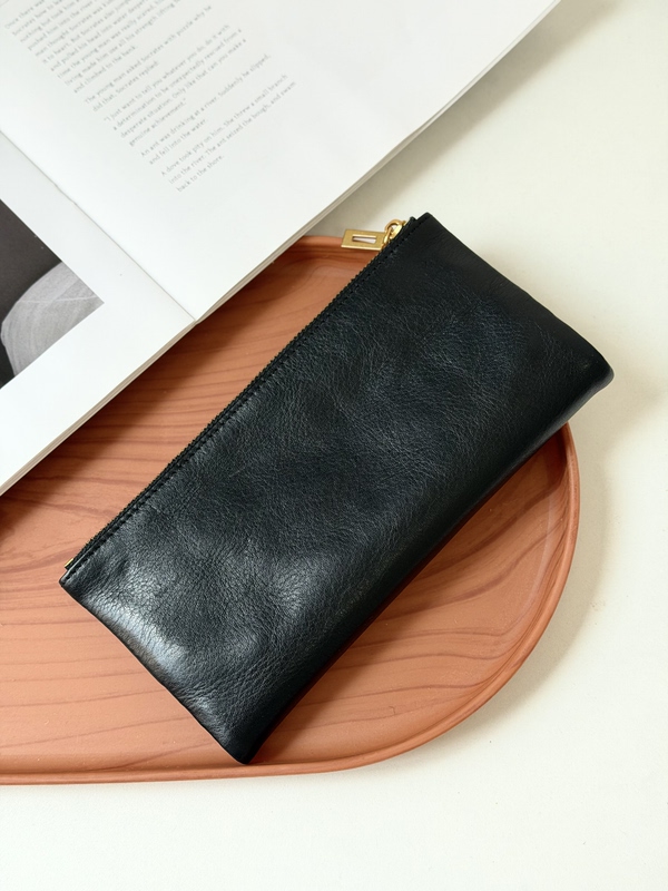 Crafted by Miss Liu | Imported First-Layer Vegetable-Tanned Cowhide Long Wallet, High-End Portable Id Card Holder for Men and Women Crafted by Miss Liu | Imported First-Layer Vegetable-Tanned Cowhide Long Wallet, High-End Portable Id Card Holder for Men and Women