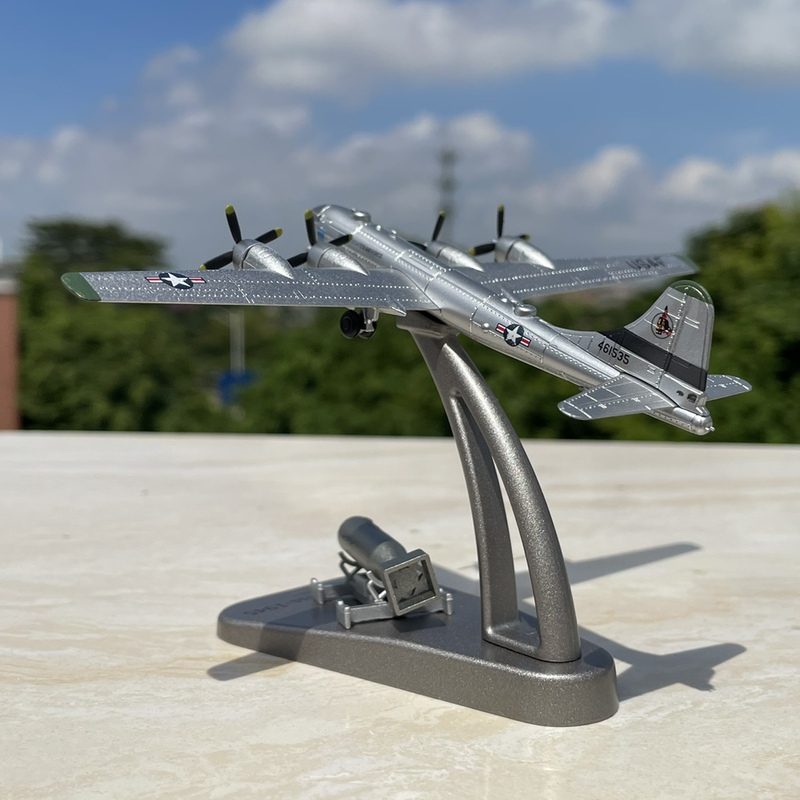 Bomber B29 Superfortress World War Ii Alloy Simulation Aircraft Model Bomber Little Boy Nuclear Bomb Gift