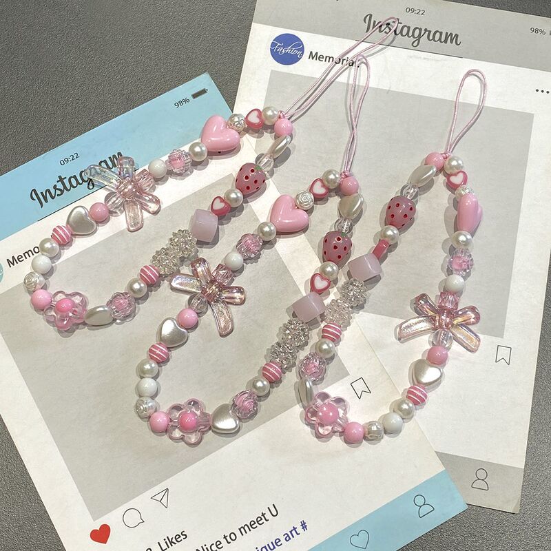 ins New Style Strawberry Beaded Phone Chain Pink Girly Phone Case Lanyard Pendant Wrist Short Strap for Women ins New Style Strawberry Beaded Phone Chain Pink Girly Phone Case Lanyard Pendant Wrist Short Strap for Women
