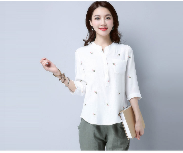 Áo cotton và vải lanh top 2019 mùa hè mới chạm đáy áo mới thêu phụ nữ quần áo rộng bảy điểm tay áo thun nữ thủy triều - Áo phông áo phông đẹp nữ