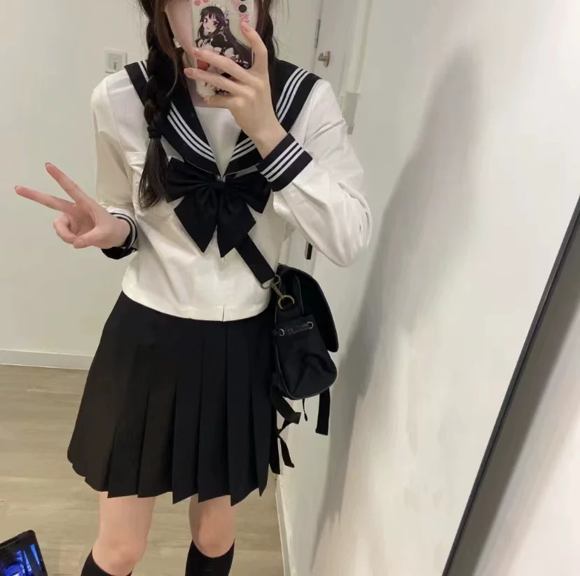 Base uniform, genuine set, pleated skirt