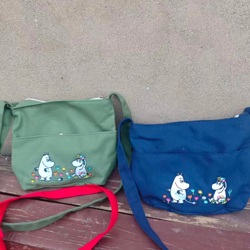 Muminghe Yamei Embroidered Canvas Bag Crossbody Bag Small Bag Phone Bag Shoulder Bag Outdoor Hiking Sports Bag