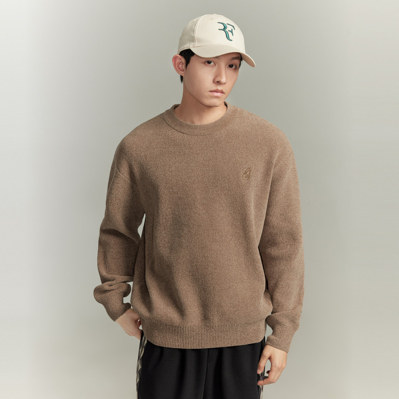Gxg Men's Multi-Color Chenille Fabric Simple Embroidered Sweater Round Neck Knitwear 2023 Winter Product