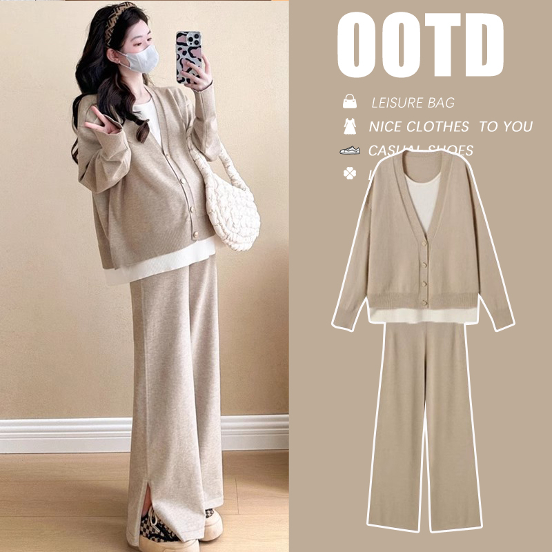 Maternity Spring and Autumn Suit 2026 New Fashion Autumn and Winter Casual Fake Two-Piece Knitted Sweater Autumn Two-Piece Set Maternity Spring and Autumn Suit 2026 New Fashion Autumn and Winter Casual Fake Two-Piece Knitted Sweater Autumn Two-Piece Set