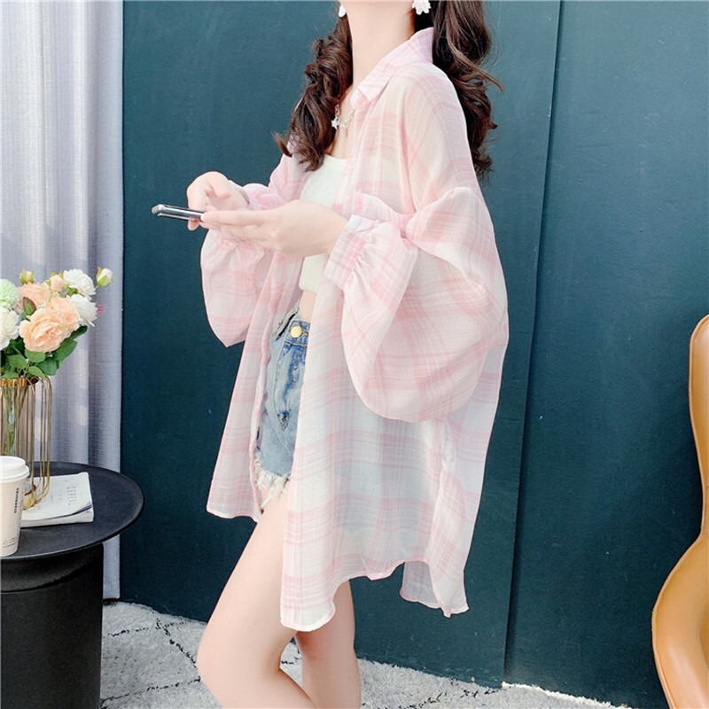 Thin Breathable Ice Silk Sun Protection Clothing for Women, Long-Sleeved 2024 Summer New Plaid Shirt, Large Size Loose Chiffon Jacket