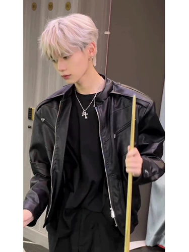 Короткая осенняя куртка, наплечники, в американском стиле, изысканный стиль