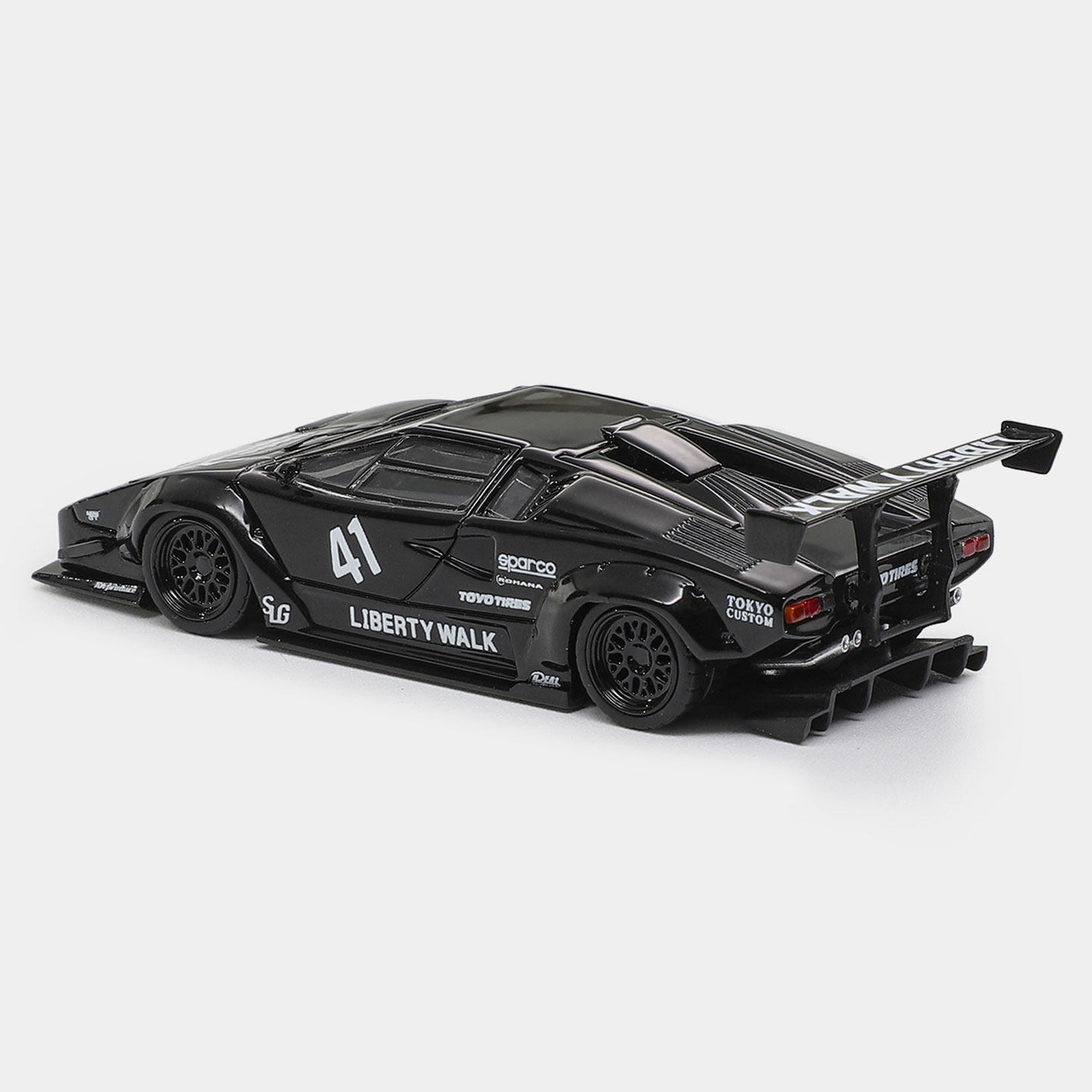 1:64 Countach LP500 LBWK Vision Alloy Car Model with Pop - up