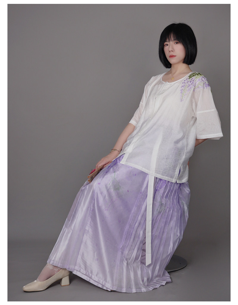 Китайцы одежда наборы 随淇自然【紫藤】大码汉服女春夏明制绣花天丝提花圆领半袖对襟衫