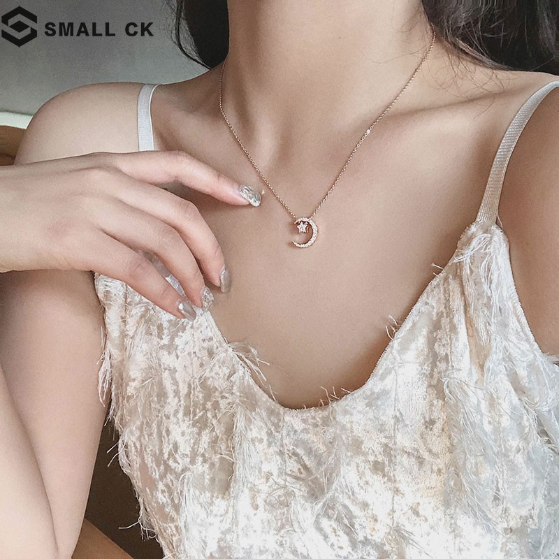 Korean necklace female niche design sense 925 silver sterling silver star moon clavicle chain Light luxury temperament diamond pendant simple