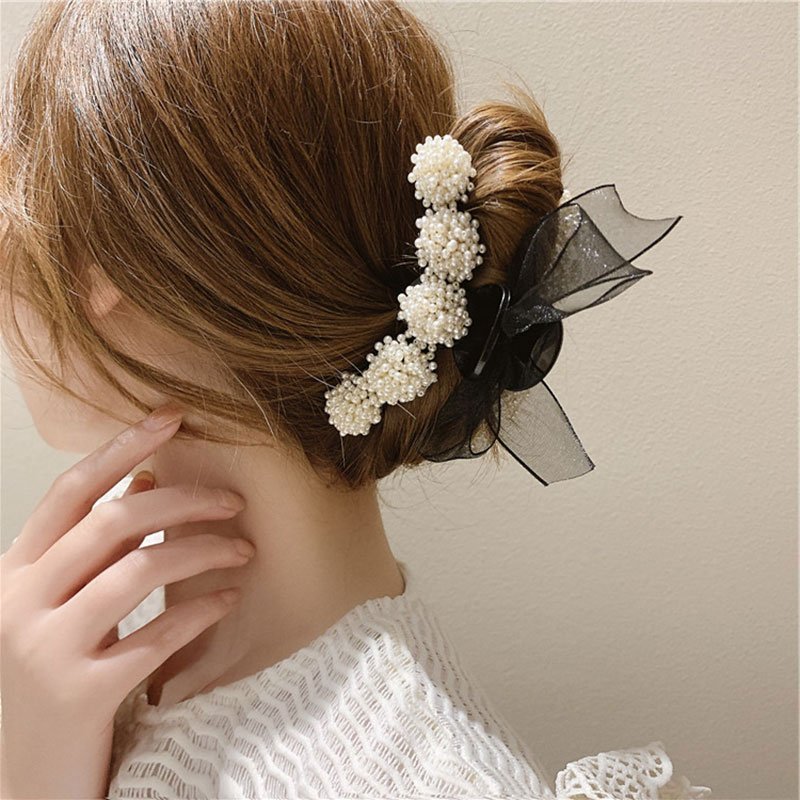 Pearl bow hairpin back head grab clip Korean elegant temperament large plate hair shark clip premium sense autumn and winter