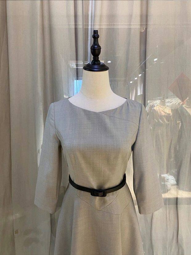 Đầm dài tay cổ tròn dáng chữ A tay bảy tấc phong cách thanh lịch — Màu xanh đậm, Màu xám nhạt chi tiết 17