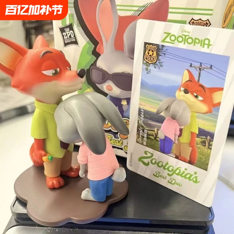 Sweet and Adorable Zootopia 2 Nick and Judy Hug Series Figurines Trendy Toys Small Gifts for Friends