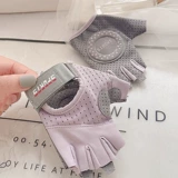 Летние перчатки для спортзала, дышащий шелковый спортивный нескользящий износостойкий комплект для йоги, без пальцев